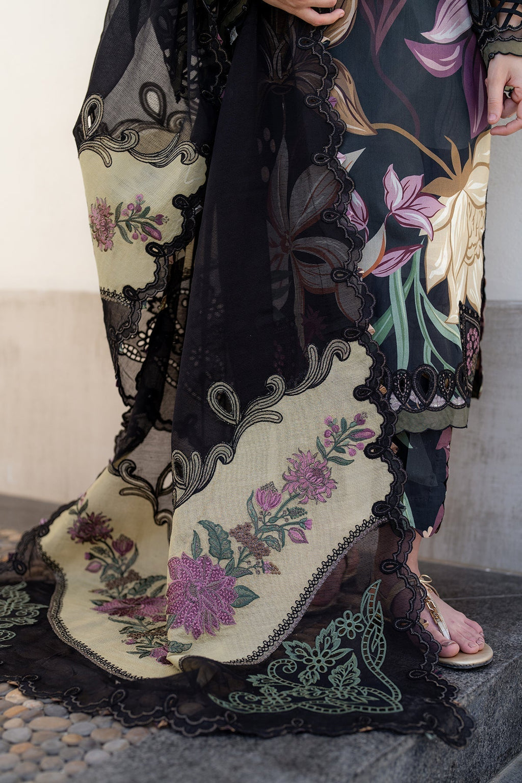 Baroque Print Embroidered Lawn 3pc SL-3050